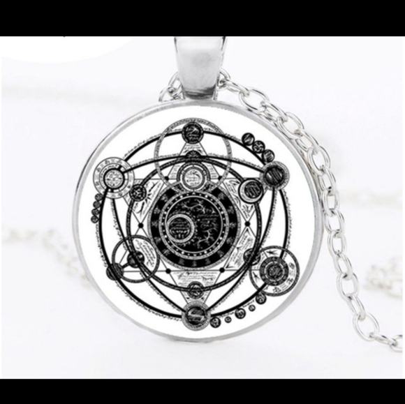 New Sigil Magic Silver Glass Cabochon Necklace. - Picture 2 of 8